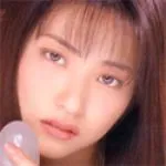 「小室友里」の画像