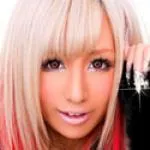 「早川メアリー」の画像