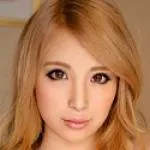 「YURINA」の画像