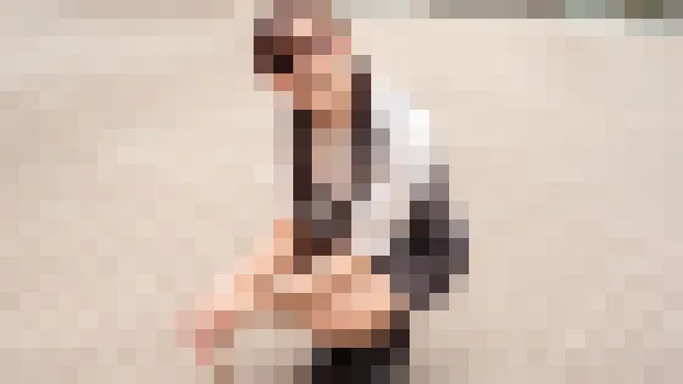 お尻の開発にも興味津々な赤メガネ娘