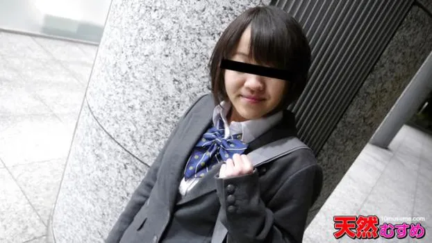 出張マッサージで19歳娘が来たのでヤレるかマジ交渉で口説いてみた 前田光