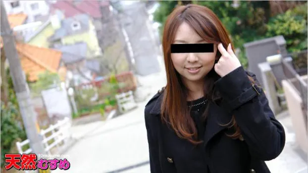 住宅街の隙間 〜茂みフェラ抜きのあとはその場でペッ〜 青木ゆか