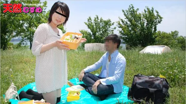 飛びっこ散歩 〜濡れたからマン毛剃りにくいよ〜 石田望