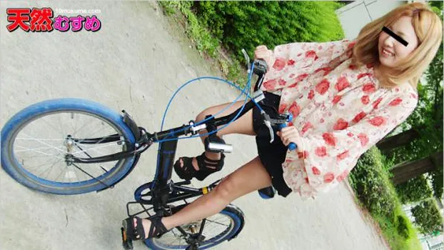 ちゃりん娘 〜素股で疾走する娘〜 星野かおる