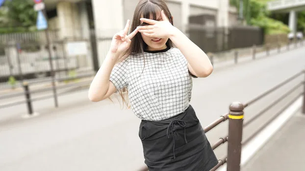 舌を出しピースでアヘ顔晒しちゃう百戦錬磨の娘