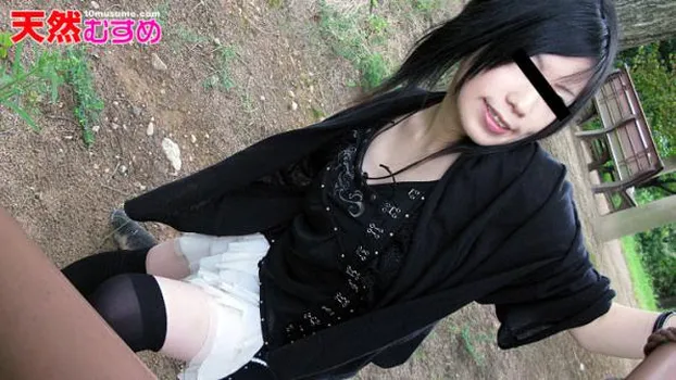 ゴスロリ看護士さんのパンチラモデル撮影会! 田牧きよ