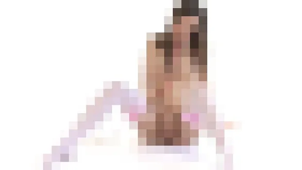 夢精した夜の美白パイパンギャル