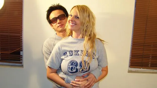 人気シリーズ　駐在員日記　近藤君、巨根を使った巨乳ステファニー遊び！Vol1