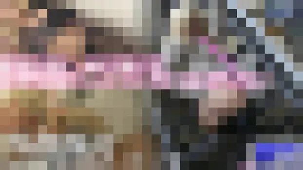 階段で露出・試着室覗き見！たまりかねてレストランのトイレでハメる！/青姦露出