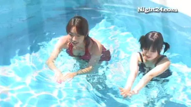 女2人全裸の散歩道