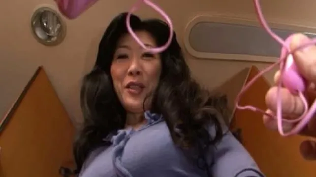 背徳の近親相姦〜高身長の五十路母〜