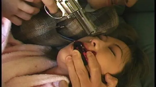 お風呂あがりの拳銃脅迫レイプ!