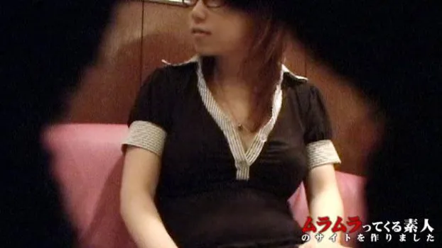 パチンコ屋で見かけた朝から負けっぱなしの人妻をナンパ!今月の食費も危ないからと躊躇せずにハメ撮り&中出しさせてくれました