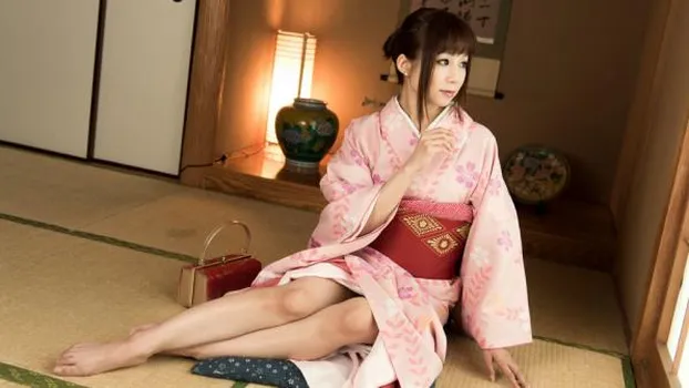 デカチン大好物、即尺おしゃぶり美熟女!