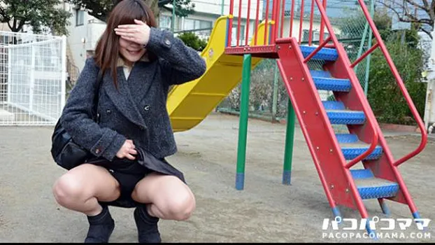 Eカップの若妻といろんな場所で激しくヤる