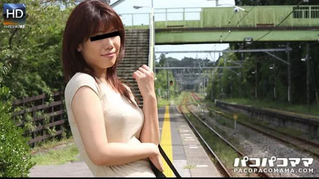 長身パイパン美恥丘