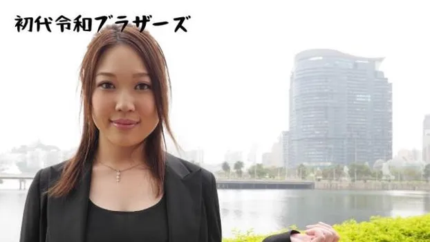 美巨乳な彼女と旅行先で濃厚セックス