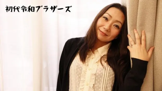 休日不倫を楽しむ家庭を持つ熟年カップル