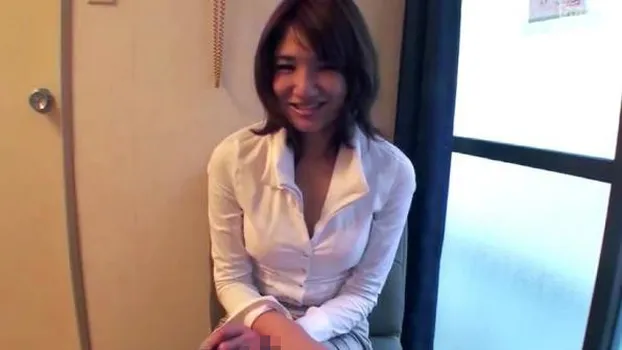 GIRLS&BOUGA エロい訳あり美人若妻が行為前にやっぱりやめたという前に背徳の忘我状態。チンポ見たら本能で咥えそのまま精子中出しを求める合法映像成立。