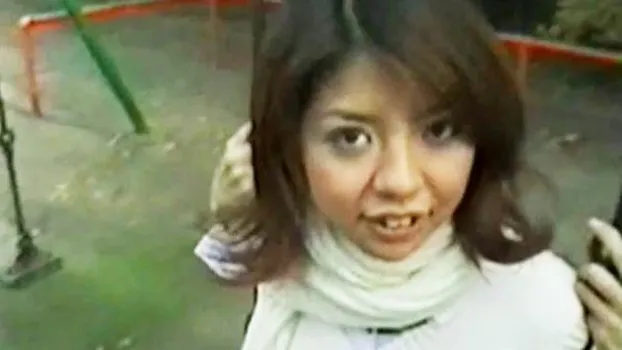 野外露出でおしっこ放尿!かわいく見えて変態な女子校生がおまんこぐちゅ濡れ初絶頂