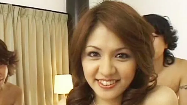 まんぐり返し手マンでマン汁が溢れて、ザーメン中出しされおまんこ熱くなる女子アナ激似の美女