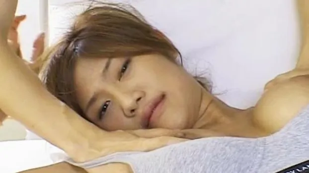 人物不明｜拘束されて体を弄ばれた女教師が淫乱化して精子を垂らし3本のちんぽをおいしくおまんこで包み込む