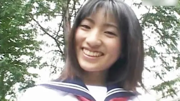 ウブに見えてHで変態な女･･･セーラー服の美少女が弄られて淫らに悶えてイキまくる乱交エッチ