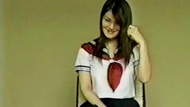 まんぐり返しクンニに四つん這い手マンで悶えるセーラー服コスプレの美女がちんぽでイク