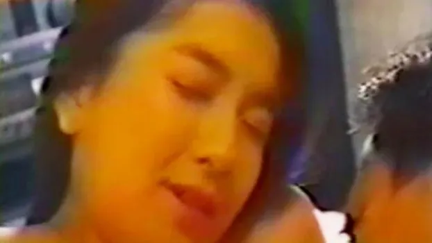 恥じらいながらのまんぐり返しで接写されたアソコはヌルトロ!エッチな声を出し淫らに感じる女達