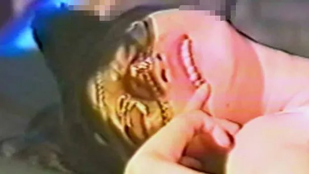 妖艶なマスクの下にはトロけるほどの美女がおまんこ洪水させ壊れるほど膣奥まで肉棒ぶち込みアクメする