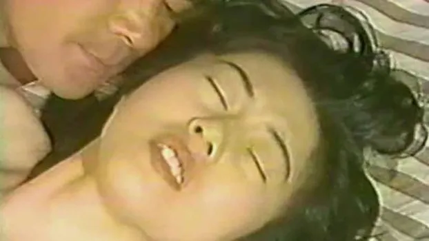 濃厚精子で顔面パック顔射!スレンダーな人妻がだいしゅきホールドでちんぽに悶えてアクメする