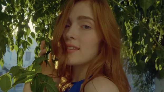 年配の愛しい彼のペニスを散歩中にフェラ【4K高画質】