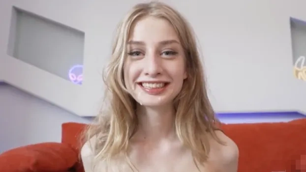 超可愛い真面目な清楚系金髪変態ギャル【Full HD高画質】