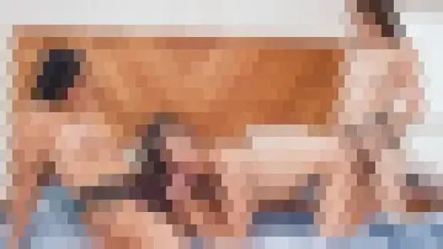 【高画質】モデル体型イケイケガールズの3PペニバンFUCK