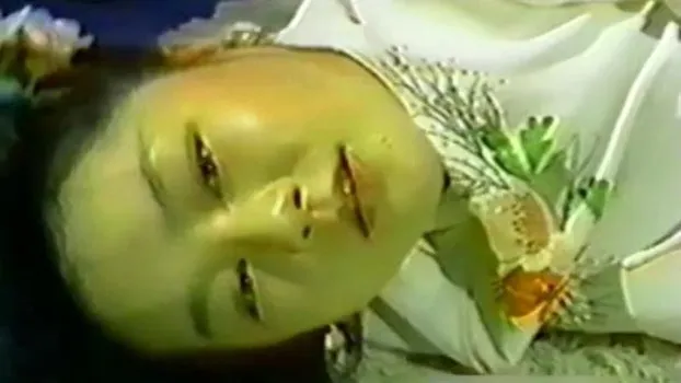 人物不明｜中国からやってきた淫乱美女が淫らなポーズで誘惑しおまんこハメて絶頂する汗だく濃厚セックス